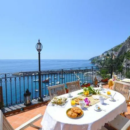 Sleeps 6 Air Con Wifi * Amalfi